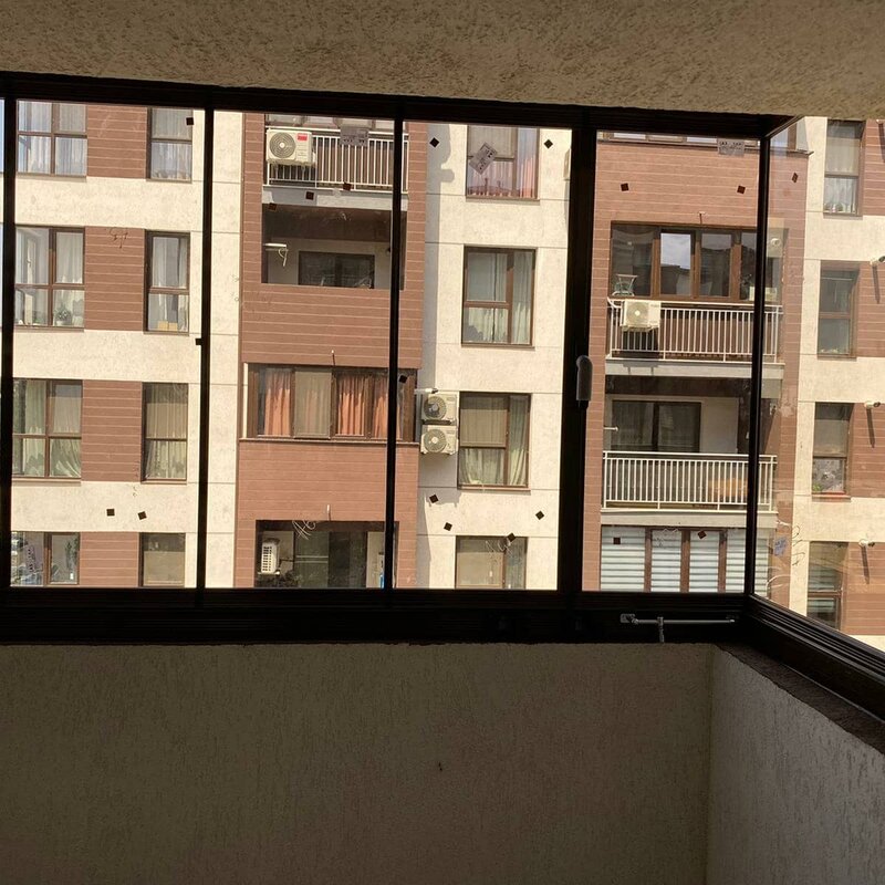 Inchideri balcoane si terase – solutii moderne din sticla si aluminiu