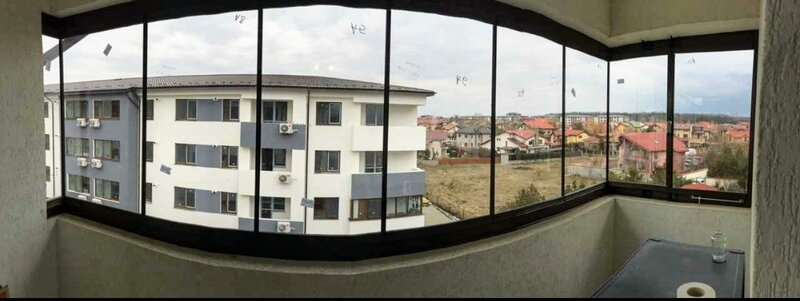 Inchideri balcoane si terase – solutii moderne din sticla si aluminiu